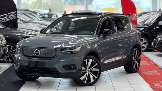 VOLVO XC40 P8 RECHARGE ELECTRIC BEV PURE AWD VOLVO XC40 P8 RECHARGE ELECTRIC BEV PURE AWD